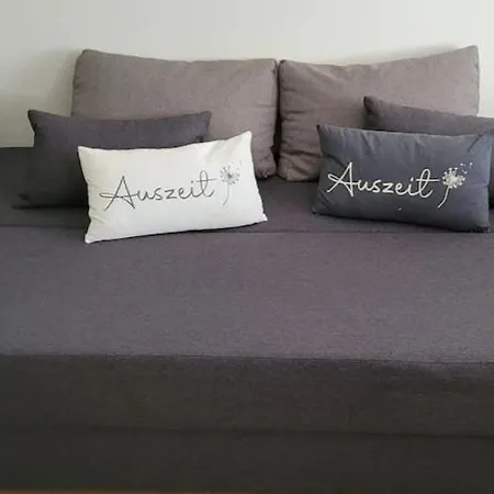 Moderne Einraumwohnung In Mit Netflix Zugang * Lipsk