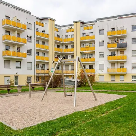 Moderne Einraumwohnung In Mit Netflix Zugang Apartament *
