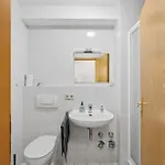 Moderne Einraumwohnung In Mit Netflix Zugang Apartament