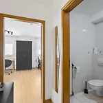 Moderne Einraumwohnung In Mit Netflix Zugang * Lipcse