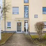 Moderne Einraumwohnung In Mit Netflix Zugang Apartament