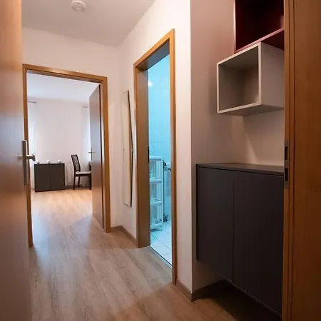 Moderne Einraumwohnung In Mit Netflix Zugang Apartment