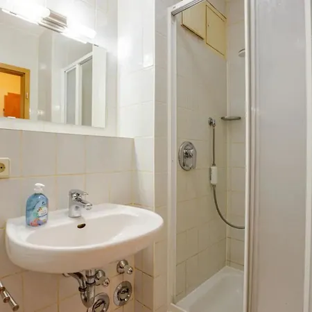 Moderne Einraumwohnung In Mit Netflix Zugang Appartement *