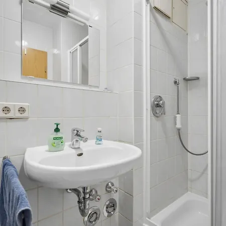 Moderne Einraumwohnung In Mit Netflix Zugang Apartmán Lipsko