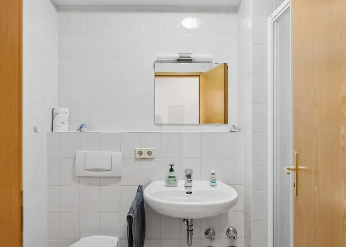 Moderne Einraumwohnung In Mit Netflix Zugang Апартаменты